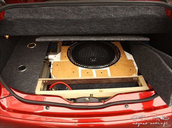 2543  570xfloat= 2 Car Audio zabudowa bagażnikazabudowa car audio w megane cabrio zabudowa bagażnika cabrio wzmacniacze megane cabrio subwoofer cabrio jak poprawić audio w cabrio głośniki megane cabrio audio megane 