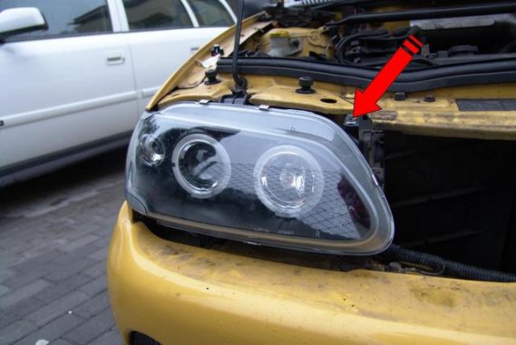 Wymiana lamp przednich na soczewkowe Megane Ph1 Renault